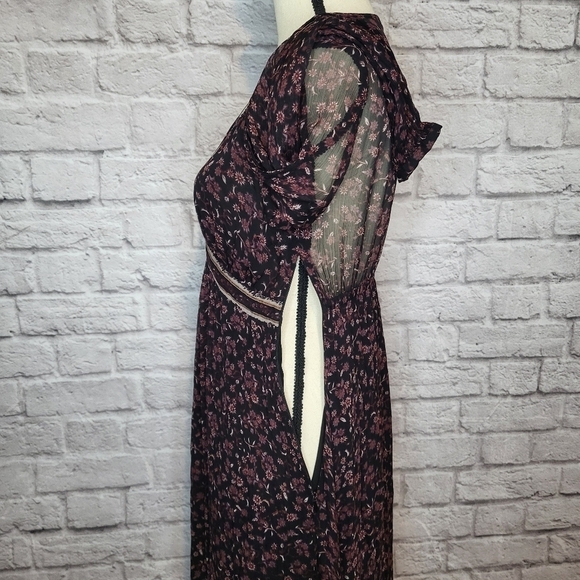Ecote Dress Black Sheer Maroon Floral Print Split Long Sleeve V Neck Maxi Size S - Picture 7 of 12